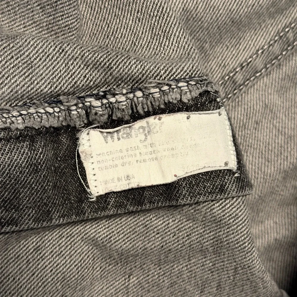 Vtg Wrangler Made in USA Mens Jeans 32x30 Faded Black Denim Straight Leg 90s Y2K